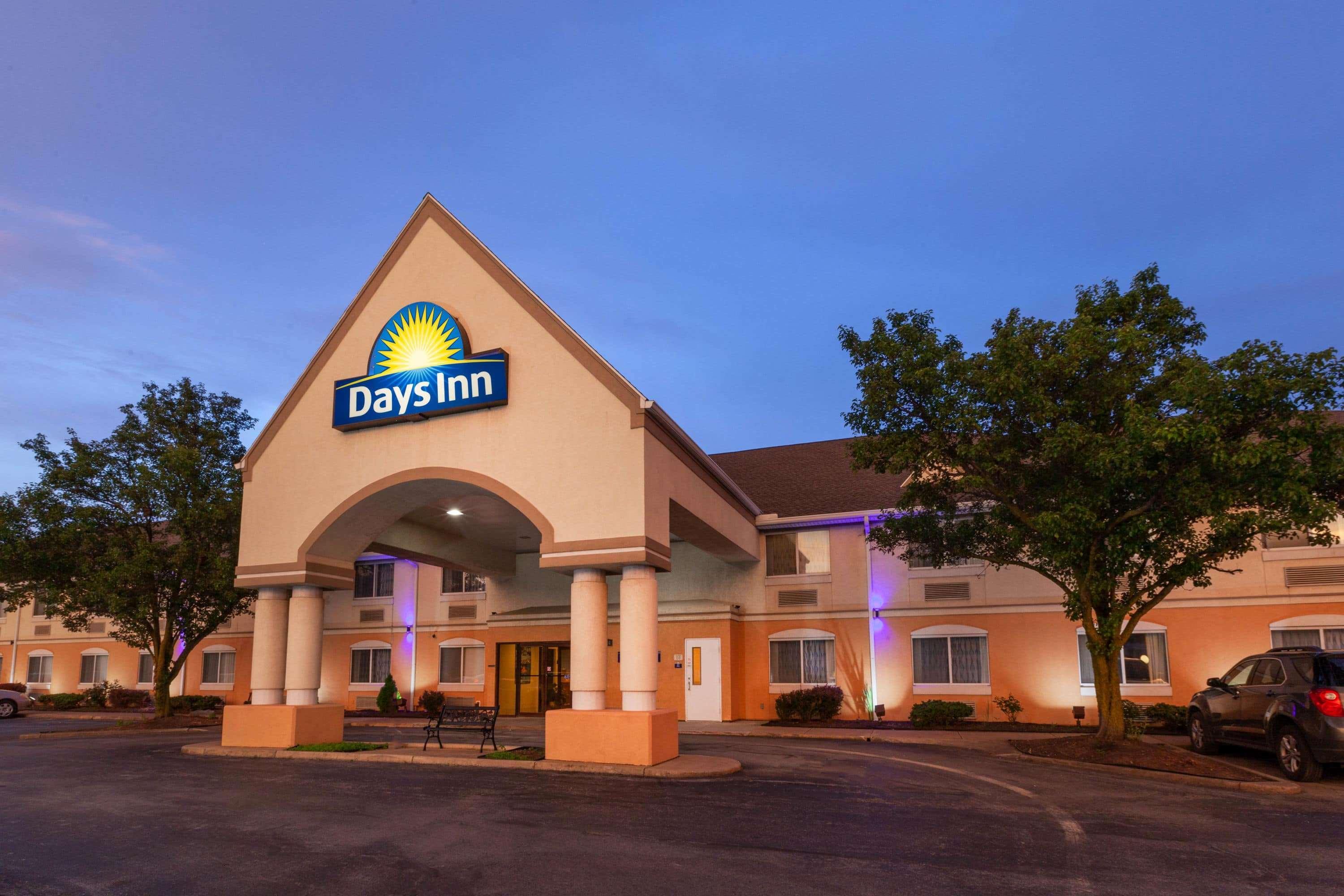 Days Inn By Wyndham Milan Sandusky South Exterior foto