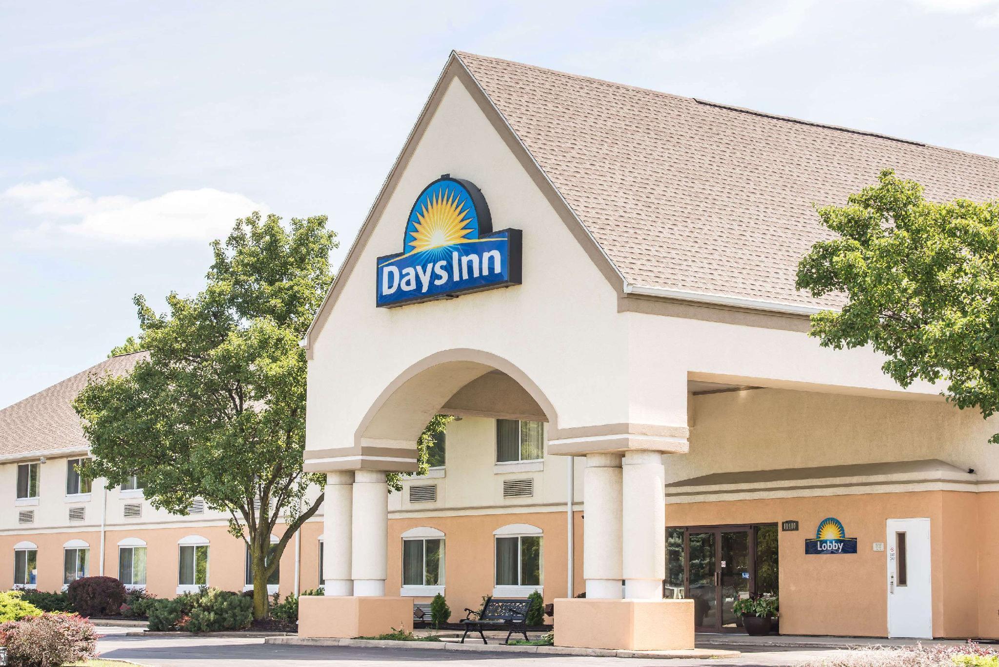 Days Inn By Wyndham Milan Sandusky South Exterior foto